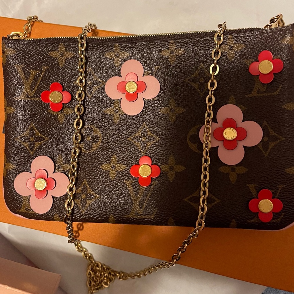 Louis Vuitton Double Zip Pochette Limited Edition Blooming Flowers Monogram